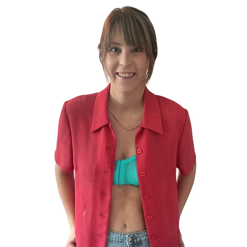 VINTAGE Amanda Smith Red Short Sleeve Button Down Crop Top